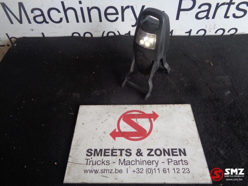 Diversen Occ draag lamp gele flits witte lamp - Lichten/ Verlichting voor Vrachtwagen: afbeelding 2 Diversen Occ draag lamp gele flits witte lamp - Lichten/ Verlichting voor Vrachtwagen: afbeelding 2