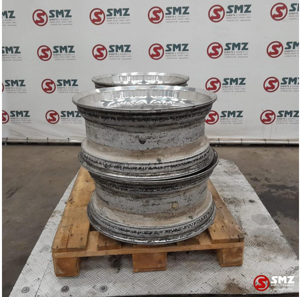 Diversen Occ set van 4 velgen 22.5x9.00 Alcoa - Velg voor Vrachtwagen: afbeelding 3 Diversen Occ set van 4 velgen 22.5x9.00 Alcoa - Velg voor Vrachtwagen: afbeelding 3