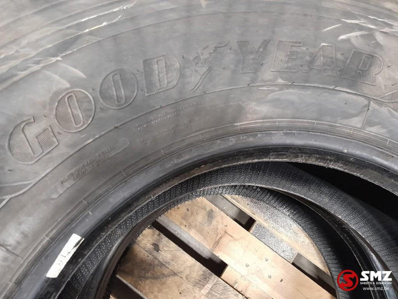 Goodyear Occ vrachtwagenband Goodyear 315/80R22.5 - Band voor Vrachtwagen: afbeelding 2 Goodyear Occ vrachtwagenband Goodyear 315/80R22.5 - Band voor Vrachtwagen: afbeelding 2