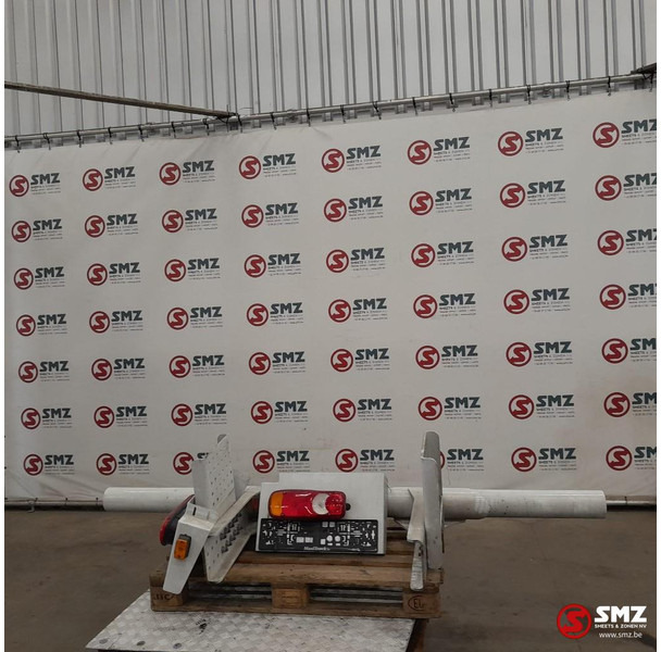 Iveco Occ achterbumper Iveco - Frame/ Chassis voor Vrachtwagen: afbeelding 2 Iveco Occ achterbumper Iveco - Frame/ Chassis voor Vrachtwagen: afbeelding 2