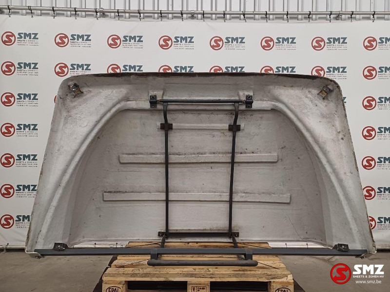 Iveco Occ dakspoiler STRALIS E6 Iveco - Aerokit/ Spoiler voor Vrachtwagen: afbeelding 2 Iveco Occ dakspoiler STRALIS E6 Iveco - Aerokit/ Spoiler voor Vrachtwagen: afbeelding 2