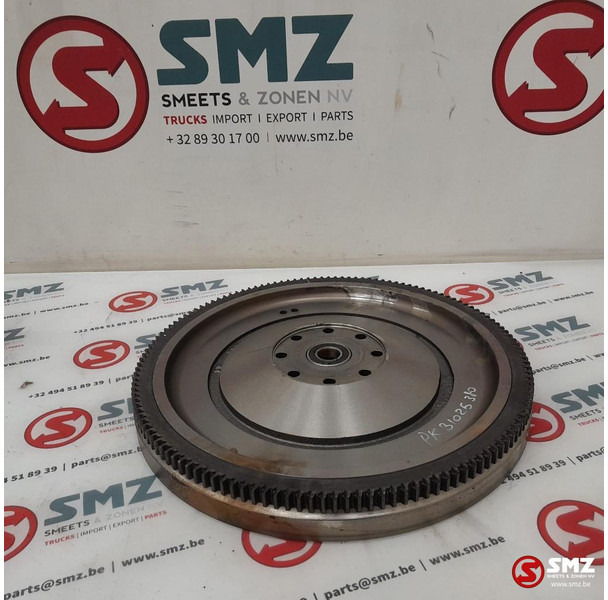 Iveco Occ vliegwiel F4AFE611 Iveco - Motor en onderdelen voor Vrachtwagen: afbeelding 1 Iveco Occ vliegwiel F4AFE611 Iveco - Motor en onderdelen voor Vrachtwagen: afbeelding 1