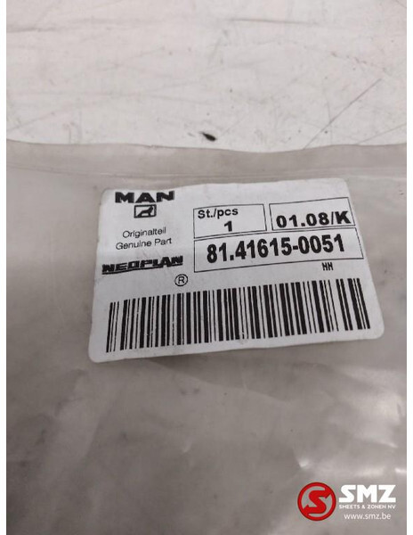 MAN Occ grille MAN 81416150051 - Rooster voor Vrachtwagen: afbeelding 3 MAN Occ grille MAN 81416150051 - Rooster voor Vrachtwagen: afbeelding 3