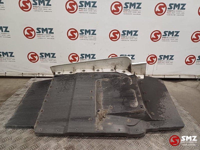 MAN Occ spatbord vooraan links MAN - Carrosserie en exterieur voor Vrachtwagen: afbeelding 2 MAN Occ spatbord vooraan links MAN - Carrosserie en exterieur voor Vrachtwagen: afbeelding 2