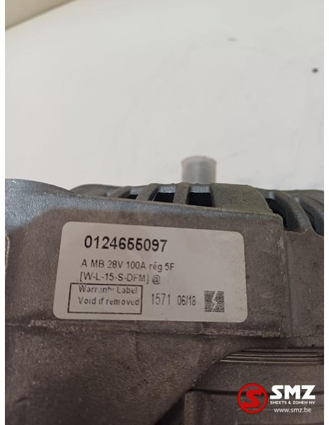 Mercedes-Benz Alternator Mercedes - Dynamo voor Vrachtwagen: afbeelding 4 Mercedes-Benz Alternator Mercedes - Dynamo voor Vrachtwagen: afbeelding 4