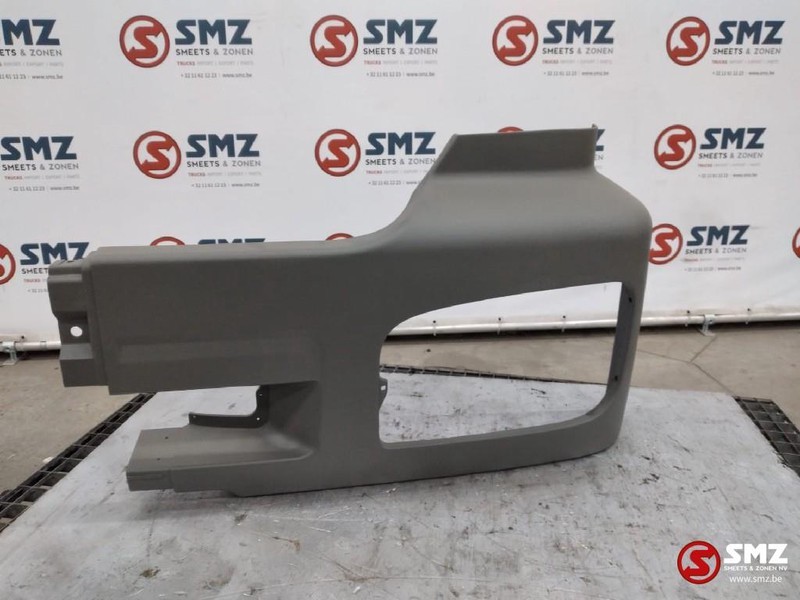 Mercedes-Benz Bumperhoek Mercedes Axor links - Bumperhoek voor Vrachtwagen: afbeelding 1 Mercedes-Benz Bumperhoek Mercedes Axor links - Bumperhoek voor Vrachtwagen: afbeelding 1