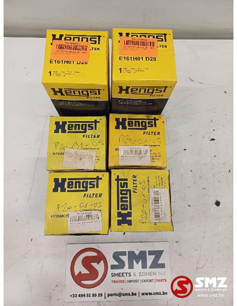 Mercedes-Benz Lot van 2 oliefilters en 4 brandstoffilters Merced - Brandstoffilter voor Vrachtwagen: afbeelding 2 Mercedes-Benz Lot van 2 oliefilters en 4 brandstoffilters Merced - Brandstoffilter voor Vrachtwagen: afbeelding 2