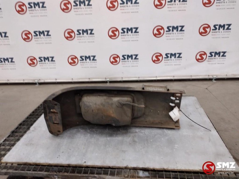 Mercedes-Benz Occ Bumperhoek links met koplamp - Bumperhoek voor Vrachtwagen: afbeelding 2 Mercedes-Benz Occ Bumperhoek links met koplamp - Bumperhoek voor Vrachtwagen: afbeelding 2