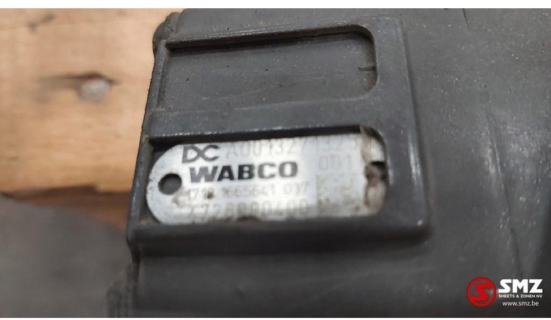 Mercedes-Benz Occ ECAS-magneetventiel Mercedes Actros MP4 - Luchtvering voor Vrachtwagen: afbeelding 3 Mercedes-Benz Occ ECAS-magneetventiel Mercedes Actros MP4 - Luchtvering voor Vrachtwagen: afbeelding 3