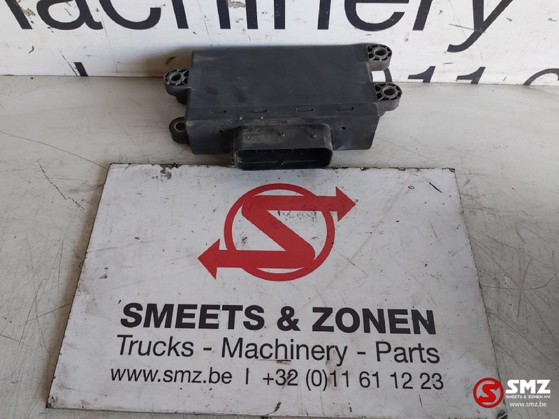 Mercedes-Benz Occ Ecu AdBlue Mercedes Atego 1224L - ECU voor Vrachtwagen: afbeelding 2 Mercedes-Benz Occ Ecu AdBlue Mercedes Atego 1224L - ECU voor Vrachtwagen: afbeelding 2