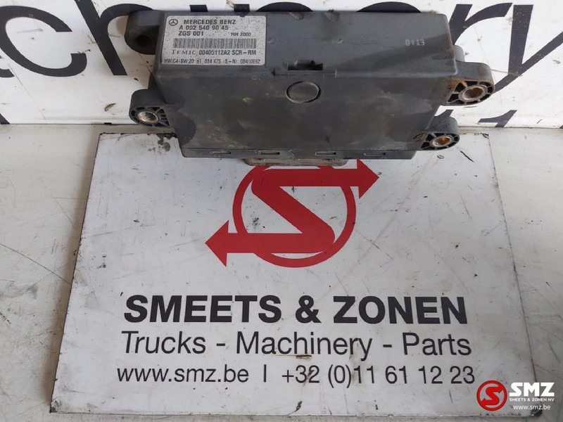 Mercedes-Benz Occ Ecu AdBlue Mercedes Atego 1224L - ECU voor Vrachtwagen: afbeelding 1 Mercedes-Benz Occ Ecu AdBlue Mercedes Atego 1224L - ECU voor Vrachtwagen: afbeelding 1