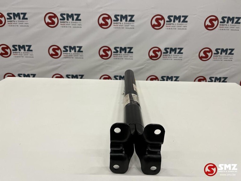 Mercedes-Benz Occ Spatbordsteun Mercedes Actros mp2/3 - Spatbord voor Vrachtwagen: afbeelding 3 Mercedes-Benz Occ Spatbordsteun Mercedes Actros mp2/3 - Spatbord voor Vrachtwagen: afbeelding 3