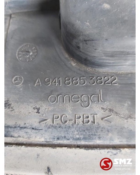 Mercedes-Benz Occ afdekking bumper Actros mp1 - Bumper voor Vrachtwagen: afbeelding 3 Mercedes-Benz Occ afdekking bumper Actros mp1 - Bumper voor Vrachtwagen: afbeelding 3