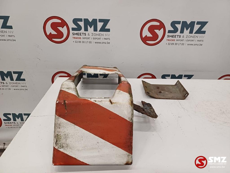 Mercedes-Benz Occ bumperhoek rechts Mercedes - Bumper voor Vrachtwagen: afbeelding 4 Mercedes-Benz Occ bumperhoek rechts Mercedes - Bumper voor Vrachtwagen: afbeelding 4
