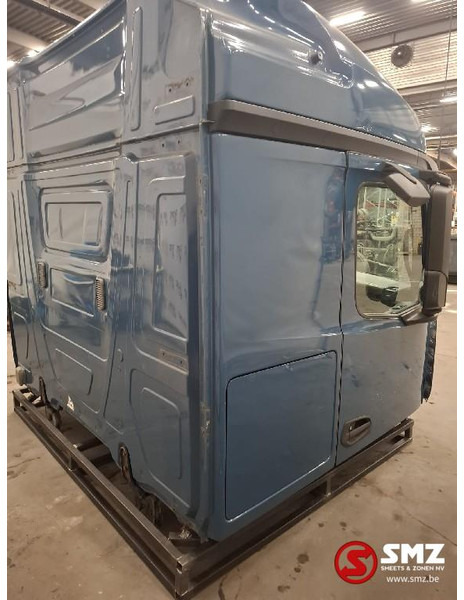 Mercedes-Benz Occ cabine Mercedes Actros MP4 - Cabine en interieur voor Vrachtwagen: afbeelding 4 Mercedes-Benz Occ cabine Mercedes Actros MP4 - Cabine en interieur voor Vrachtwagen: afbeelding 4