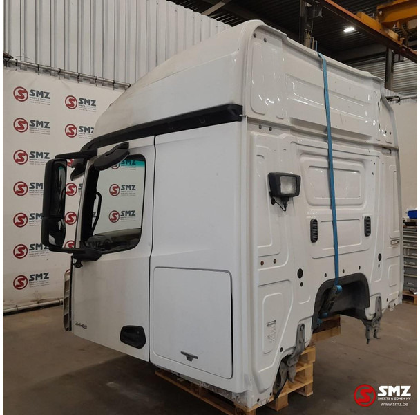 Mercedes-Benz Occ cabine RHD Mercedes - Cabine en interieur voor Vrachtwagen: afbeelding 5 Mercedes-Benz Occ cabine RHD Mercedes - Cabine en interieur voor Vrachtwagen: afbeelding 5