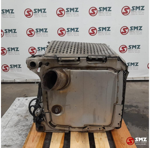 Mercedes-Benz Occ katalysator Euro 5 Mercedes - Katalysator voor Vrachtwagen: afbeelding 3 Mercedes-Benz Occ katalysator Euro 5 Mercedes - Katalysator voor Vrachtwagen: afbeelding 3