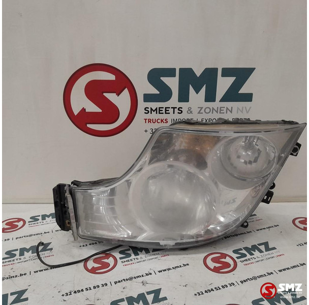 Mercedes-Benz Occ koplamp links Mercedes - Koplamp voor Vrachtwagen: afbeelding 1 Mercedes-Benz Occ koplamp links Mercedes - Koplamp voor Vrachtwagen: afbeelding 1