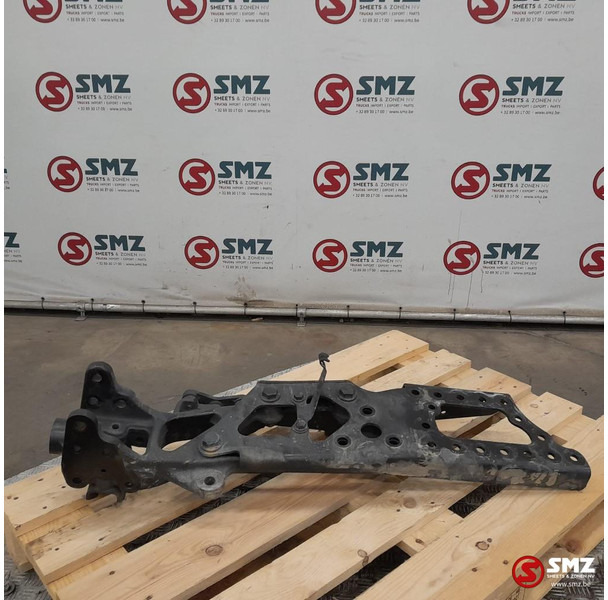 Mercedes-Benz Occ montagebeugels rechts Mercedes - Frame/ Chassis voor Vrachtwagen: afbeelding 2 Mercedes-Benz Occ montagebeugels rechts Mercedes - Frame/ Chassis voor Vrachtwagen: afbeelding 2