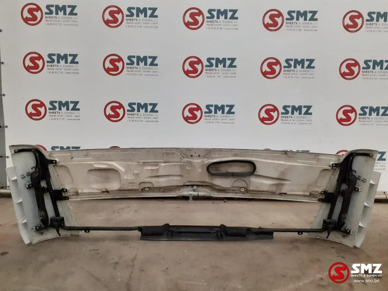 Mercedes-Benz Occ motorkap + windgeleiders Mercedes - Motorkap voor Vrachtwagen: afbeelding 2 Mercedes-Benz Occ motorkap + windgeleiders Mercedes - Motorkap voor Vrachtwagen: afbeelding 2