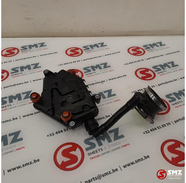 Mercedes-Benz Occ olieafscheider links AMG C63S Mercedes - Motor en onderdelen voor Personenwagen: afbeelding 4 Mercedes-Benz Occ olieafscheider links AMG C63S Mercedes - Motor en onderdelen voor Personenwagen: afbeelding 4