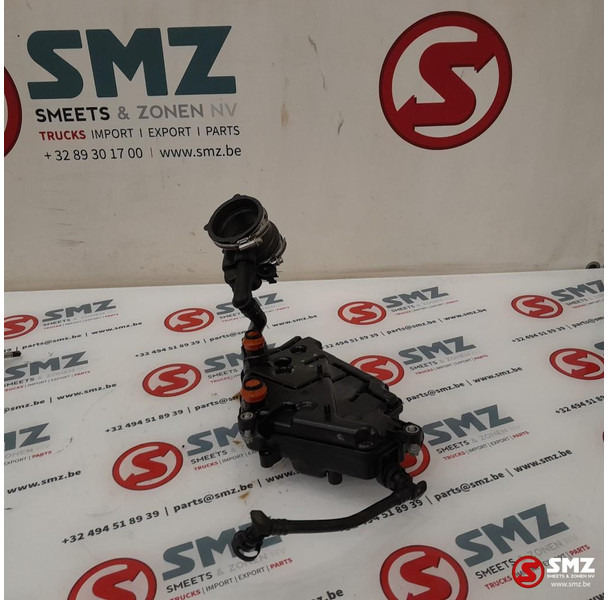 Mercedes-Benz Occ olieafscheider rechts AMG C63S Mercedes - Motor en onderdelen voor Personenwagen: afbeelding 2 Mercedes-Benz Occ olieafscheider rechts AMG C63S Mercedes - Motor en onderdelen voor Personenwagen: afbeelding 2