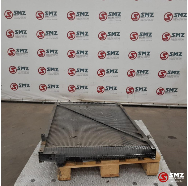 Mercedes-Benz Occ radiator Mercedes - Radiateur voor Vrachtwagen: afbeelding 3 Mercedes-Benz Occ radiator Mercedes - Radiateur voor Vrachtwagen: afbeelding 3