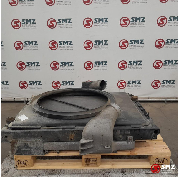 Mercedes-Benz Occ radiator + intercooler Mercedes - Radiateur voor Vrachtwagen: afbeelding 4 Mercedes-Benz Occ radiator + intercooler Mercedes - Radiateur voor Vrachtwagen: afbeelding 4