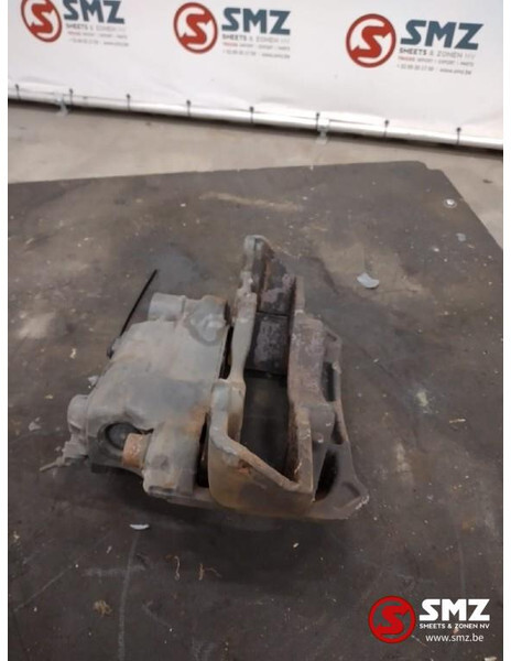 Mercedes-Benz Occ remklauw links Mercedes - Remklauw voor Vrachtwagen: afbeelding 2 Mercedes-Benz Occ remklauw links Mercedes - Remklauw voor Vrachtwagen: afbeelding 2