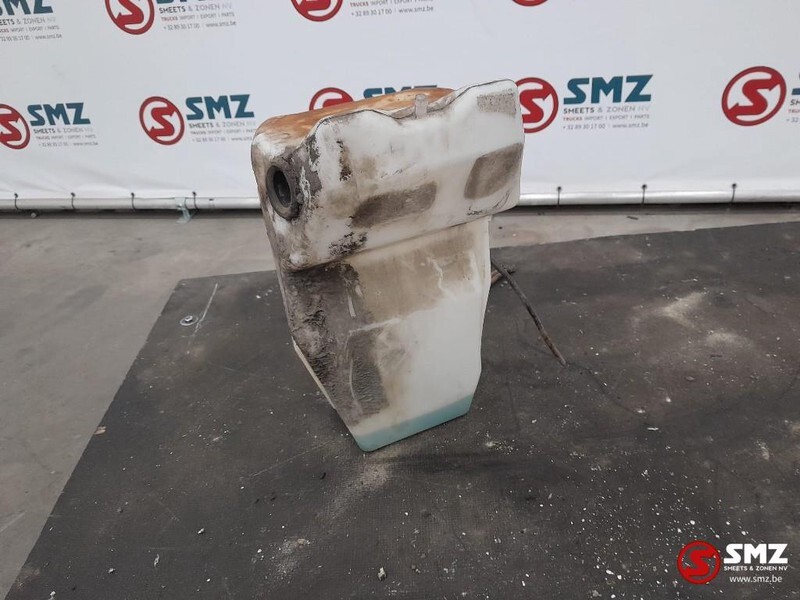 Mercedes-Benz Occ ruitenwisservloeistoftank Mercedes Atego A9738 - Ruitenwisser voor Vrachtwagen: afbeelding 3 Mercedes-Benz Occ ruitenwisservloeistoftank Mercedes Atego A9738 - Ruitenwisser voor Vrachtwagen: afbeelding 3