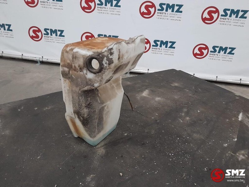 Mercedes-Benz Occ ruitenwisservloeistoftank Mercedes Atego A9738 - Ruitenwisser voor Vrachtwagen: afbeelding 2 Mercedes-Benz Occ ruitenwisservloeistoftank Mercedes Atego A9738 - Ruitenwisser voor Vrachtwagen: afbeelding 2