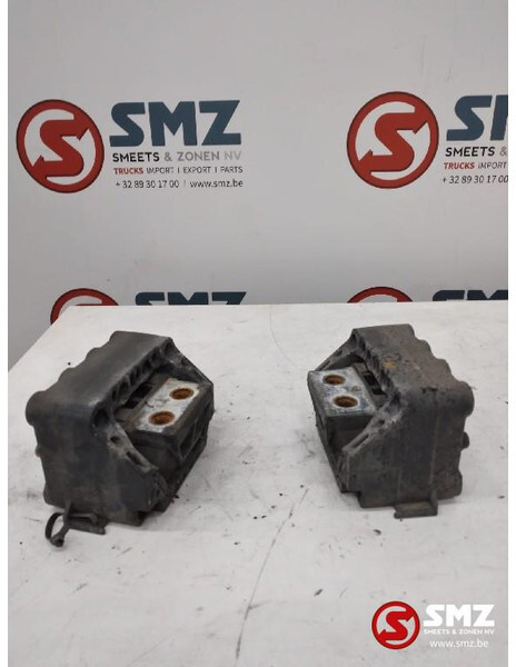 Mercedes-Benz Occ set motorsteunen Mercedes Actros A9602412313 - Motorsteun voor Vrachtwagen: afbeelding 1 Mercedes-Benz Occ set motorsteunen Mercedes Actros A9602412313 - Motorsteun voor Vrachtwagen: afbeelding 1