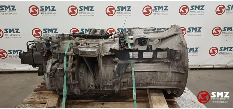 Mercedes-Benz Occ versnellingsbak G211-12 Mercedes - Versnellingsbak voor Vrachtwagen: afbeelding 1 Mercedes-Benz Occ versnellingsbak G211-12 Mercedes - Versnellingsbak voor Vrachtwagen: afbeelding 1