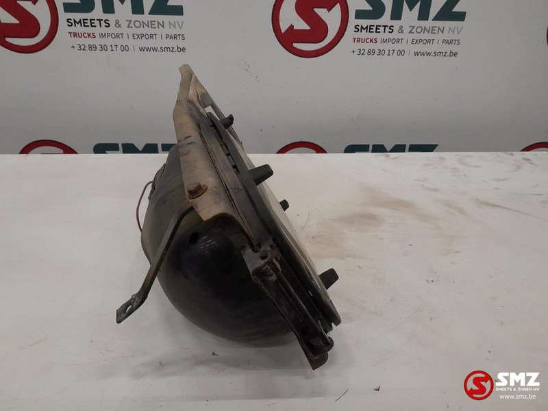 Mercedes-Benz Occ voorbumper + koplamp rechts Mercedes - Bumper voor Vrachtwagen: afbeelding 3 Mercedes-Benz Occ voorbumper + koplamp rechts Mercedes - Bumper voor Vrachtwagen: afbeelding 3
