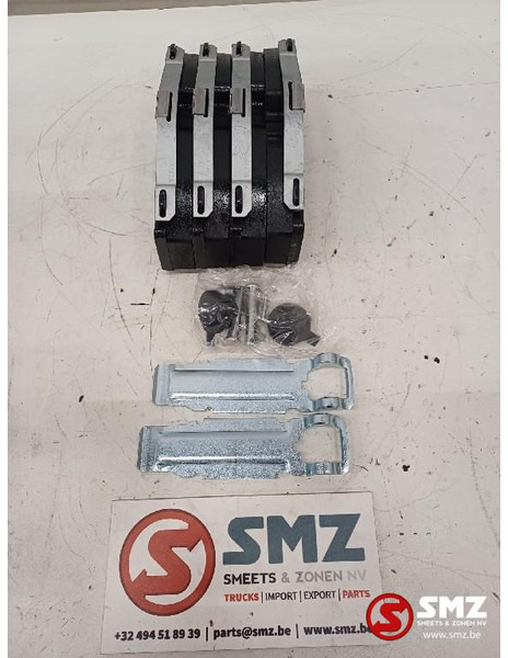 Mercedes-Benz Remblokkenset Mercedes - Remblokken voor Vrachtwagen: afbeelding 1 Mercedes-Benz Remblokkenset Mercedes - Remblokken voor Vrachtwagen: afbeelding 1