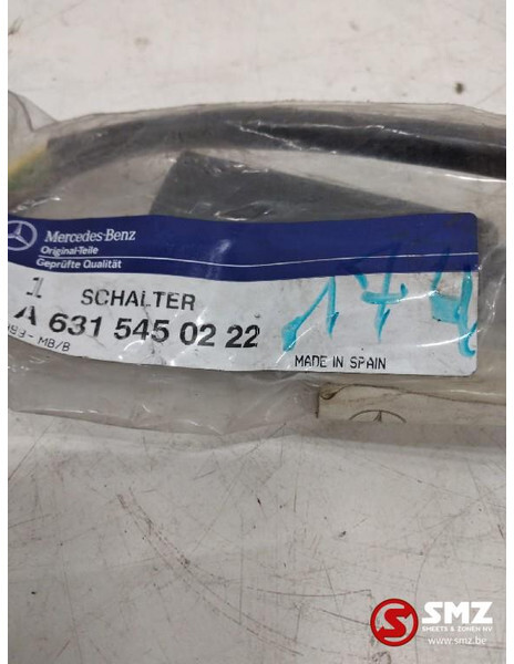 Mercedes-Benz Ruitenwisserschakelaar mercedes w631 a6315450222 - Ruitenwisser voor Vrachtwagen: afbeelding 2 Mercedes-Benz Ruitenwisserschakelaar mercedes w631 a6315450222 - Ruitenwisser voor Vrachtwagen: afbeelding 2