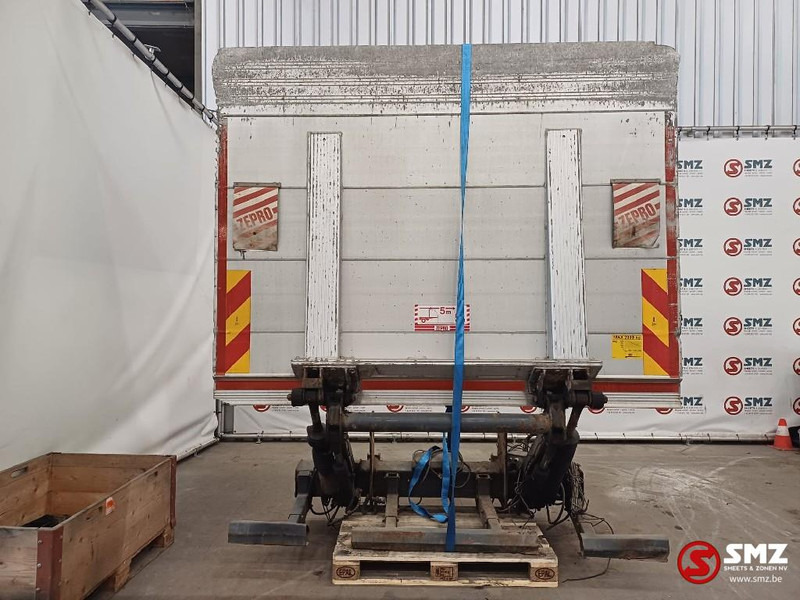 Diversen Occ laadlift Zepro 250cm x 200 cm 2000kg - Onderdelen voor Vrachtwagen: afbeelding 1 Diversen Occ laadlift Zepro 250cm x 200 cm 2000kg - Onderdelen voor Vrachtwagen: afbeelding 1