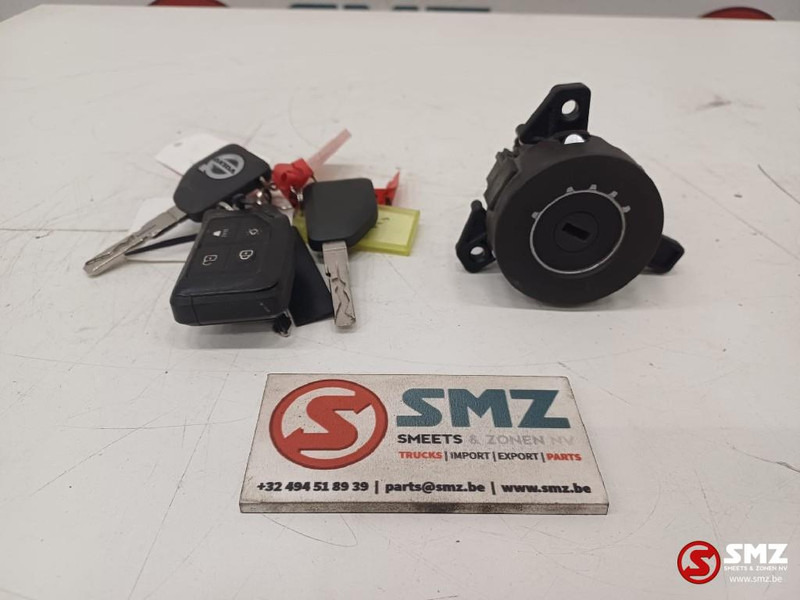 Volvo Occ contactslot met sleutels Volvo - Onderdelen voor Vrachtwagen: afbeelding 2 Volvo Occ contactslot met sleutels Volvo - Onderdelen voor Vrachtwagen: afbeelding 2