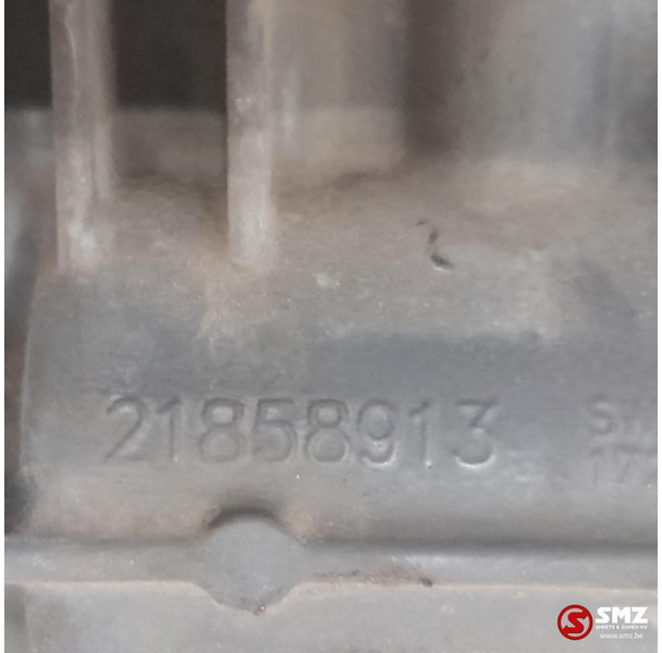 Renault Occ EGR pijp + elleboog DTI8 Renault - Motor en onderdelen voor Vrachtwagen: afbeelding 4 Renault Occ EGR pijp + elleboog DTI8 Renault - Motor en onderdelen voor Vrachtwagen: afbeelding 4