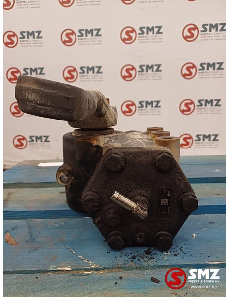 Renault Occ Stuurhuis Renault - Stuurhuis voor Vrachtwagen: afbeelding 4 Renault Occ Stuurhuis Renault - Stuurhuis voor Vrachtwagen: afbeelding 4