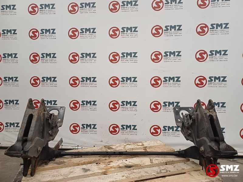 Renault Occ cabinestabilisatorstang + beugels Renault - Stuurinrichting voor Vrachtwagen: afbeelding 1 Renault Occ cabinestabilisatorstang + beugels Renault - Stuurinrichting voor Vrachtwagen: afbeelding 1