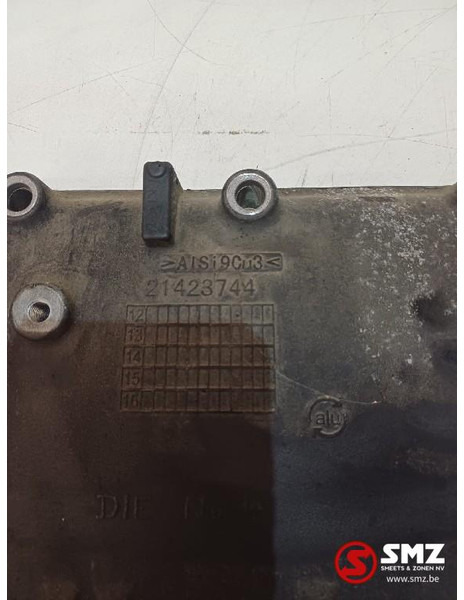 Renault Occ motoroliekoeler + motoroliekoelerdeksel DXI13 - Motor en onderdelen voor Vrachtwagen: afbeelding 3 Renault Occ motoroliekoeler + motoroliekoelerdeksel DXI13 - Motor en onderdelen voor Vrachtwagen: afbeelding 3