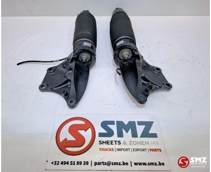 Renault Occ set cabineschokdempers L/R Renault - Schokdempers voor Vrachtwagen: afbeelding 2 Renault Occ set cabineschokdempers L/R Renault - Schokdempers voor Vrachtwagen: afbeelding 2