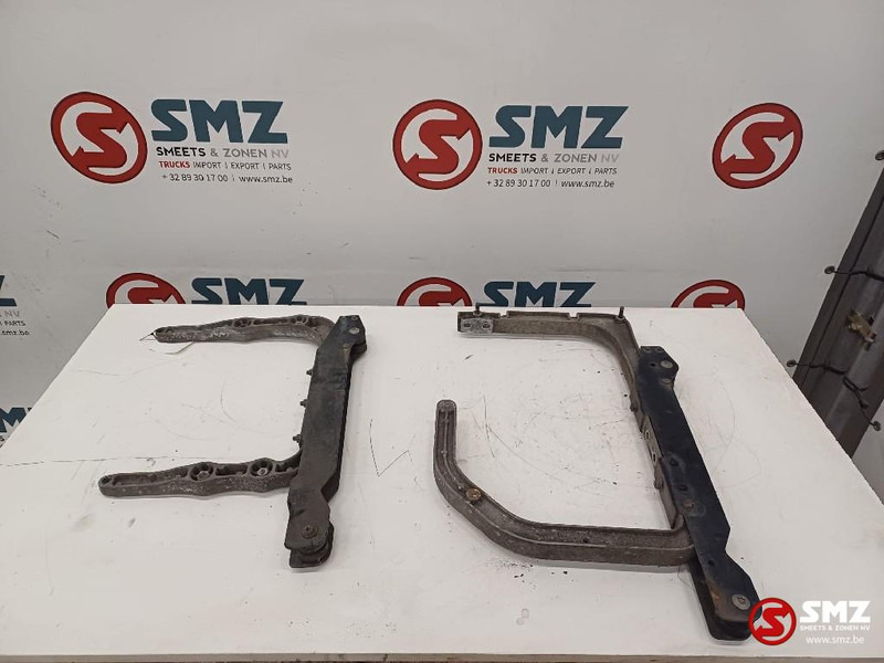 Renault Occ set side skirt steunen Renault - Frame/ Chassis voor Vrachtwagen: afbeelding 4 Renault Occ set side skirt steunen Renault - Frame/ Chassis voor Vrachtwagen: afbeelding 4