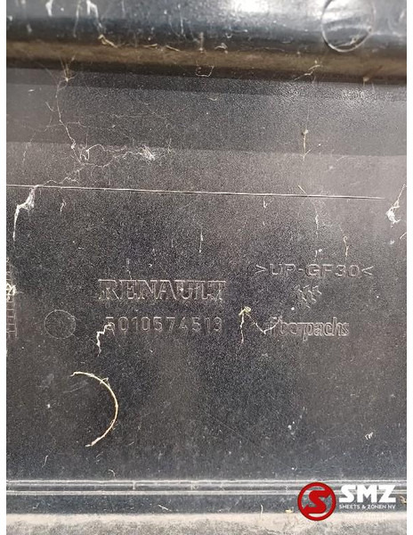 Renault Occ side skirt links Renault - Frame/ Chassis voor Vrachtwagen: afbeelding 4 Renault Occ side skirt links Renault - Frame/ Chassis voor Vrachtwagen: afbeelding 4