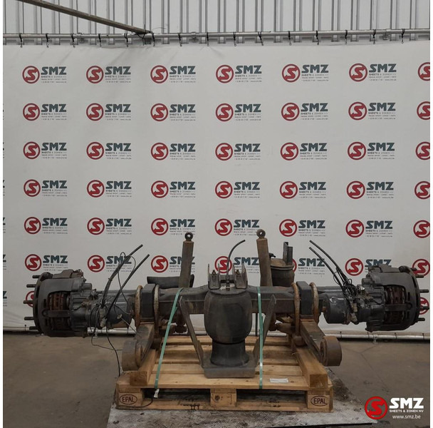 Renault Occ sleepas / meeloopas Renault - Stuurinrichting voor Vrachtwagen: afbeelding 2 Renault Occ sleepas / meeloopas Renault - Stuurinrichting voor Vrachtwagen: afbeelding 2