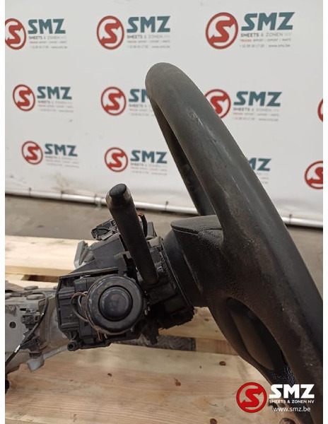 Renault Occ stuurwiel + stuurkolom + stuurkolomschakelaars - Stuurinrichting voor Vrachtwagen: afbeelding 5 Renault Occ stuurwiel + stuurkolom + stuurkolomschakelaars - Stuurinrichting voor Vrachtwagen: afbeelding 5