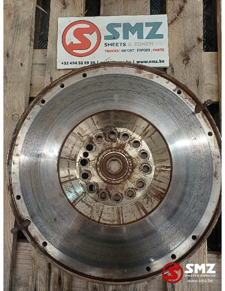 Renault Occ vliegwiel Renault - Motor en onderdelen voor Vrachtwagen: afbeelding 2 Renault Occ vliegwiel Renault - Motor en onderdelen voor Vrachtwagen: afbeelding 2