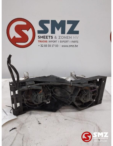 Scania Occ mistlamp links Scania R410 2080688 1852572 - Mistlamp voor Vrachtwagen: afbeelding 2 Scania Occ mistlamp links Scania R410 2080688 1852572 - Mistlamp voor Vrachtwagen: afbeelding 2