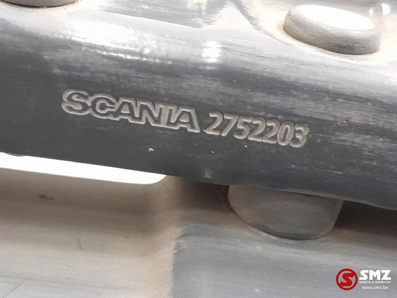 Scania Occ spatbordbeugel rechts Scania - Frame/ Chassis voor Vrachtwagen: afbeelding 3 Scania Occ spatbordbeugel rechts Scania - Frame/ Chassis voor Vrachtwagen: afbeelding 3